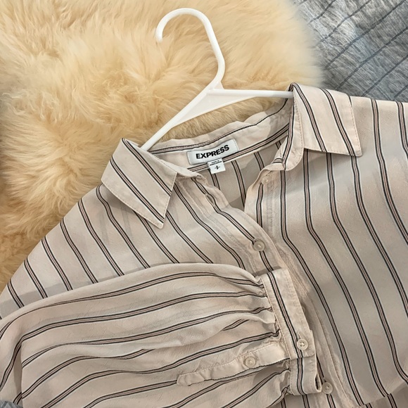 Express Collared Blouse - Picture 3 of 5